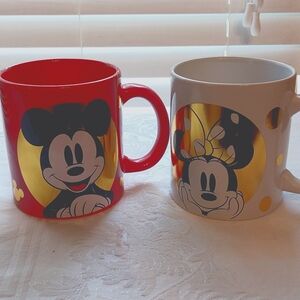 Mickey &Minnie cups